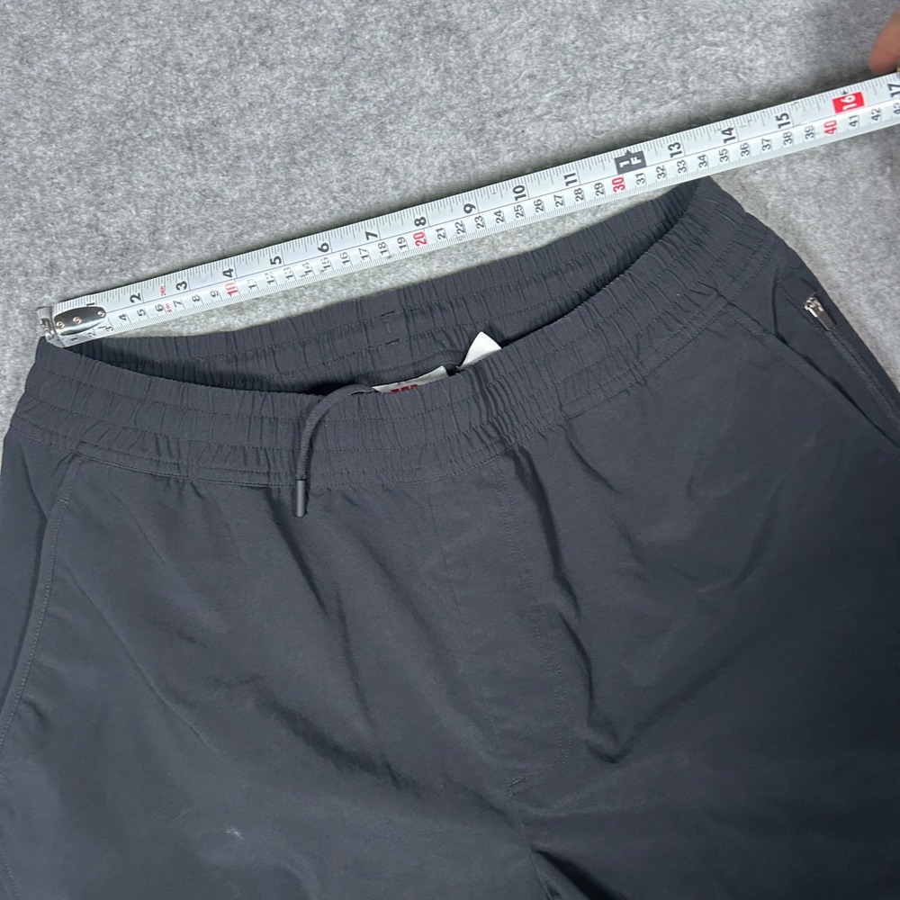 Wilson Sport Shorts Mens Medium Black Athletic Gym Training Running Performance - Picture 8 of 15